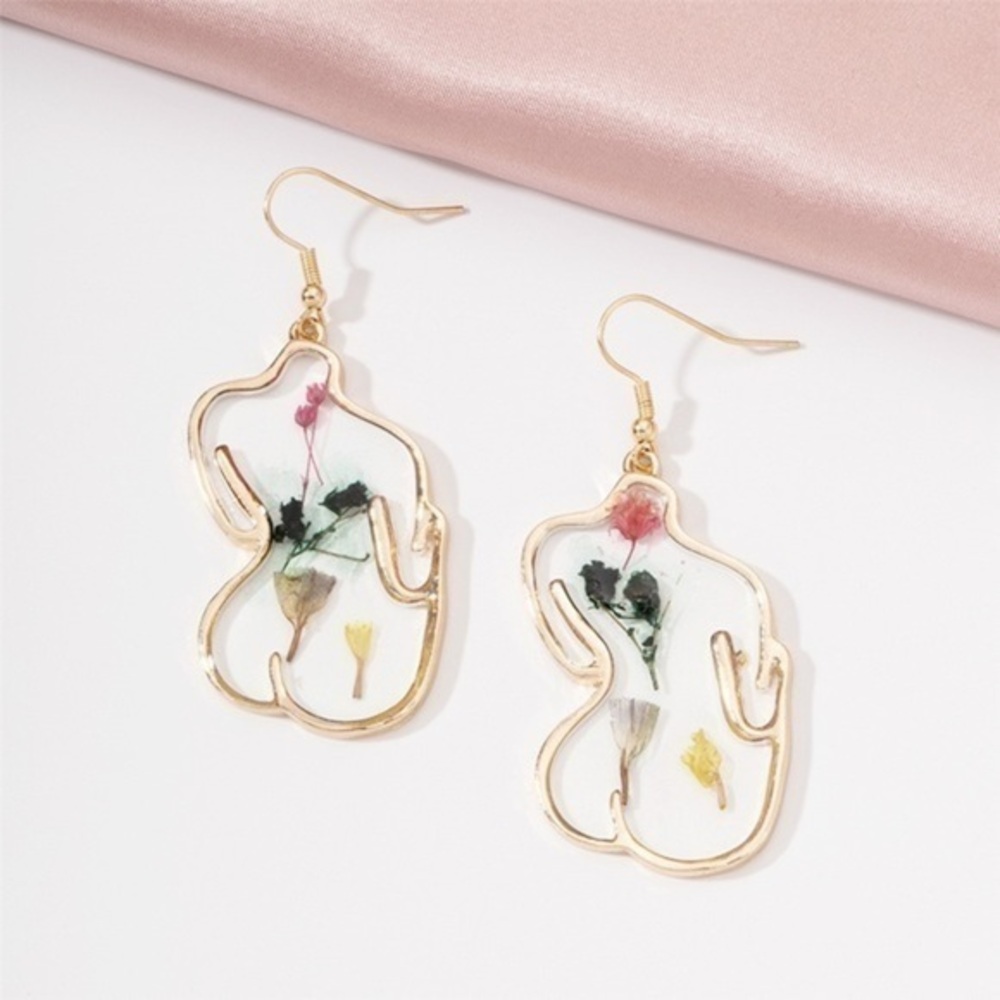 3/$30 💛 Dried Flower Resin Abstract Human Body Earrings